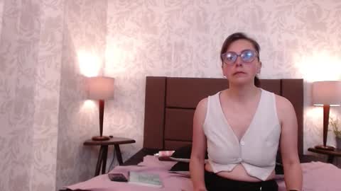 Ava  online show from February 2026 08:03:02 PM