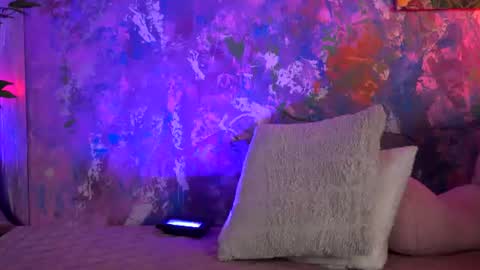 Snapshot of ava_solis chatting on June 2026 08:08:02 PM Ava online show from June 2026 08:08:02 PM