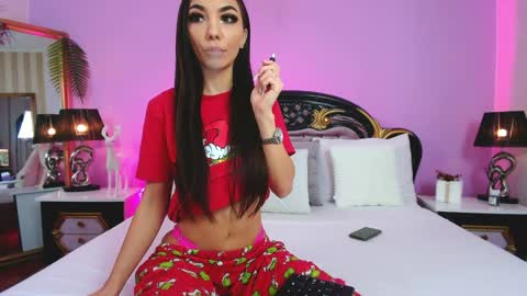 Snapshot of avaaaddamss chatting on December 2024 05:51:02 AM avaaaddamss online show from December 2024 05:51:02 AM