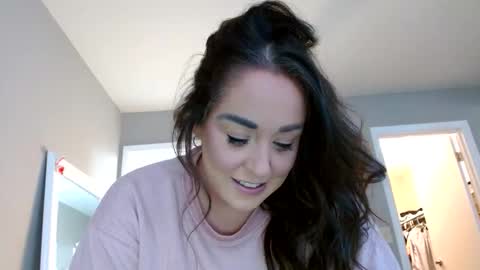 Ava Ashley online show from November 2025 05:12:01 PM