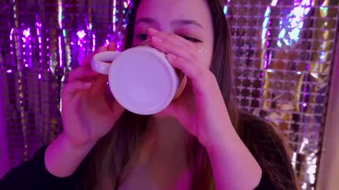 Kate  online show from February 2025 01:53:01 AM