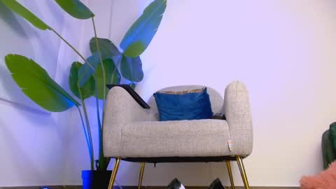 Snapshot of aveline_nuit chatting on March 2026 08:21:02 PM Hi im aqua is nice with me online show from March 2026 08:21:02 PM