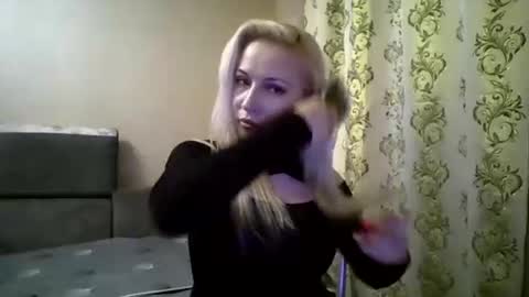 Snapshot of avenixx chatting on September 2025 07:19:02 PM avenixx online show from September 2025 07:19:02 PM