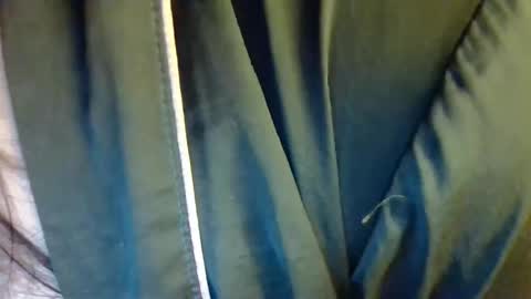 Snapshot of average_girl222 chatting on January 2025 07:11:01 AM raven blue online show from January 2025 07:11:01 AM