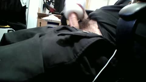 averagecharles757569 online show from October 2025 08:44:01 PM