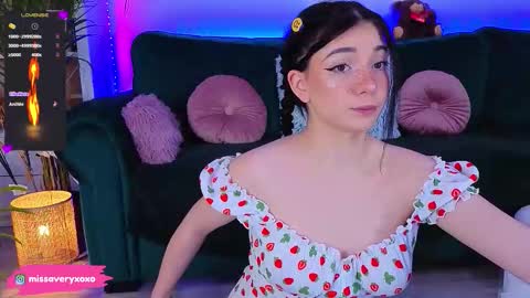 Snapshot of averywillow chatting on March 2026 12:04:01 AM AveryWillow online show from March 2026 12:04:01 AM