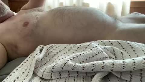 Snapshot of avgdiver chatting on April 2026 05:19:02 PM avgdiver online show from April 2026 05:19:02 PM