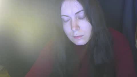 avialenne online show from April 2026 06:05:01 PM