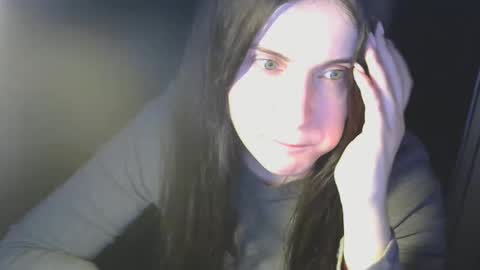 avialenne online show from April 2026 06:35:01 PM