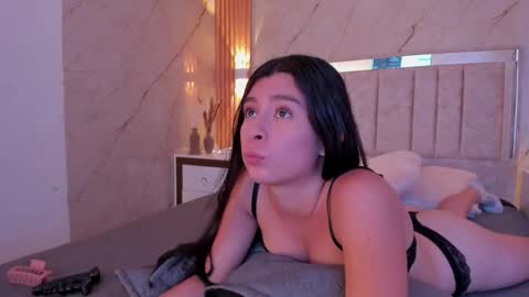 Avigail  online show from February 2026 06:45:01 PM