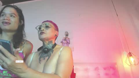 Avilyn online show from November 2025 11:34:02 AM