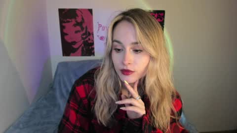 Snapshot of aviva_faith chatting on April 2026 05:17:01 PM Aviva online show from April 2026 05:17:01 PM