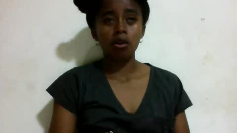 Snapshot of avontsoaldy chatting on September 2025 06:00:01 PM avontsoaldy online show from September 2025 06:00:01 PM