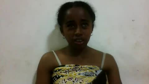 Snapshot of avontsoaldy chatting on September 2025 06:56:02 PM avontsoaldy online show from September 2025 06:56:02 PM