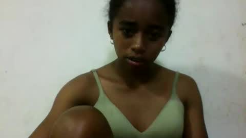 Snapshot of avontsoaldy chatting on October 2025 04:12:01 AM avontsoaldy online show from October 2025 04:12:01 AM