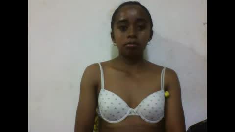 Snapshot of avontsoaldy chatting on October 2025 05:43:02 AM avontsoaldy online show from October 2025 05:43:02 AM