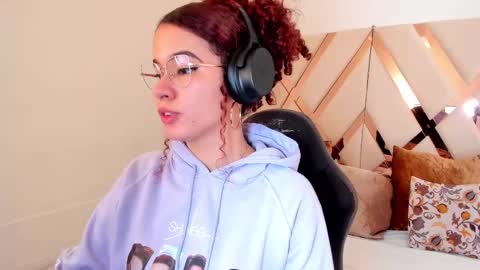 Avril  online show from January 2026 11:38:02 AM