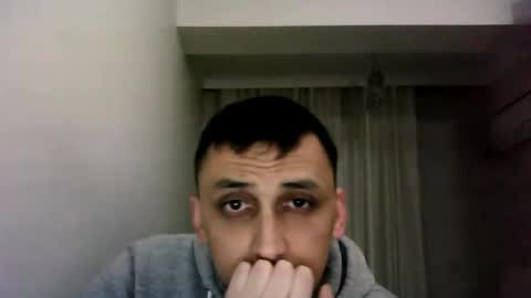 awesenheit online show from February 2026 06:18:02 AM