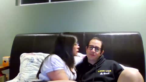 Snapshot of awesome_couple_hell chatting on September 2025 03:52:02 AM hell yeah online show from September 2025 03:52:02 AM