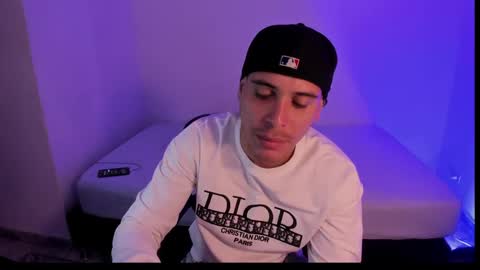 axel__fierro online show from April 2026 08:03:01 PM