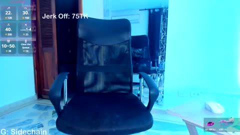 Axel cifer online show from January 2025 11:32:01 PM