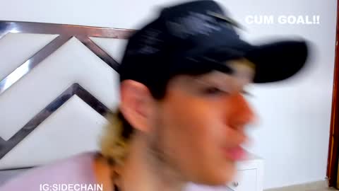 Axel cifer online show from February 2025 02:33:01 AM