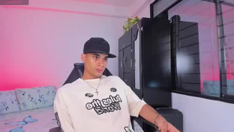 Snapshot of axel_cody_ chatting on January 2026 08:22:02 PM AXEL online show from January 2026 08:22:02 PM