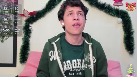 Axel Evanss online show from December 2024 03:37:01 PM