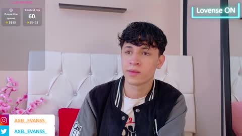 Axel Evanss online show from October 2025 01:07:01 PM