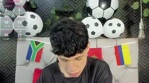 Snapshot of axel_evanss chatting on July 2026 01:37:02 PM Axel Evanss online show from July 2026 01:37:02 PM