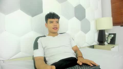 Snapshot of axel_forte chatting on March 2026 01:33:01 PM Axel Forte online show from March 2026 01:33:01 PM