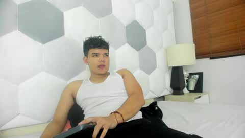 Snapshot of axel_forte chatting on April 2026 01:28:01 PM Axel Forte online show from April 2026 01:28:01 PM
