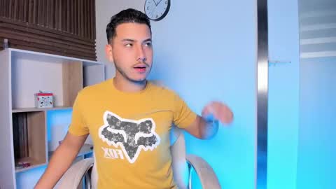 axel_grey_ online show from September 2025 12:48:01 PM