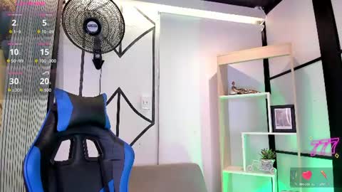 axel_grey_ online show from July 2026 05:14:01 AM