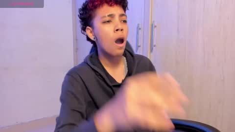 Axel online show from April 2026 02:45:01 PM