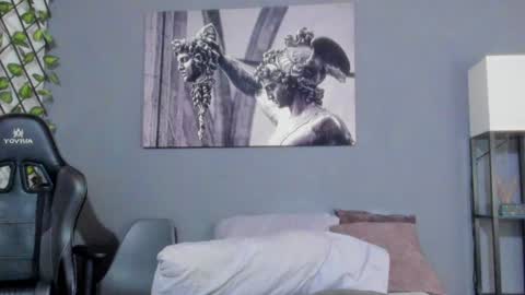 Snapshot of axel_owen chatting on January 2025 02:18:01 AM Axel online show from January 2025 02:18:01 AM