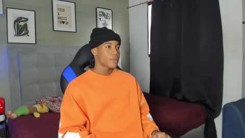 AXEL SILVA online show from October 2025 12:27:01 PM