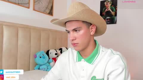 axel slim online show from November 2025 11:48:01 PM