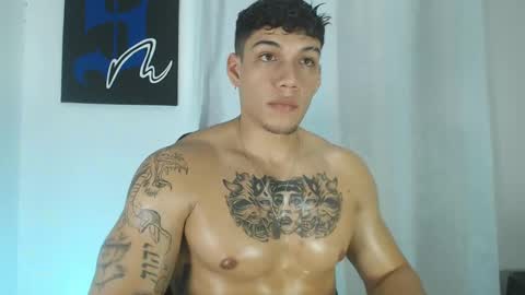 INDEPENDENT MODEL  online show from February 2025 01:35:01 AM