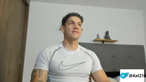 INDEPENDENT MODEL  online show from February 2026 06:36:01 PM