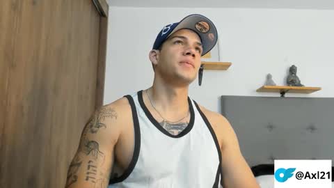 INDEPENDENT MODEL  online show from February 2026 05:01:01 PM