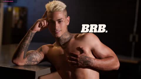 Agustin online show from December 2024 12:11:02 AM