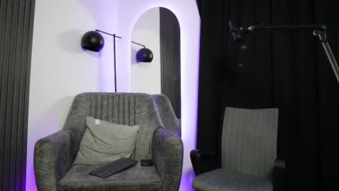 Agustin online show from March 2025 12:05:02 AM