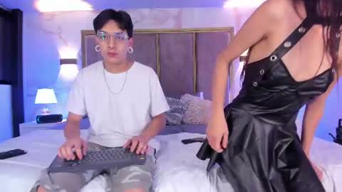 Snapshot of axelandrenata chatting on June 2026 09:14:01 AM Axel and Renata online show from June 2026 09:14:01 AM