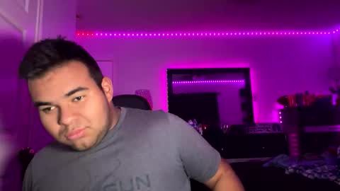 Snapshot of axelfigueroa2 chatting on November 2025 05:49:01 AM axelfigueroa2 online show from November 2025 05:49:01 AM