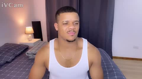 Snapshot of axelldasilva chatting on March 2025 11:59:02 PM AXEL DA SILVA online show from March 2025 11:59:02 PM