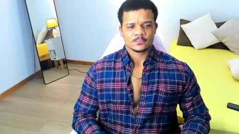 Snapshot of axelldasilva chatting on June 2026 01:11:02 AM AXEL DA SILVA online show from June 2026 01:11:02 AM