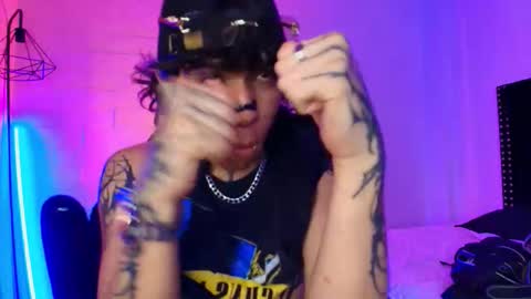 Snapshot of axellkush chatting on March 2026 08:26:33 AM AxellKush online show from March 2026 08:26:33 AM