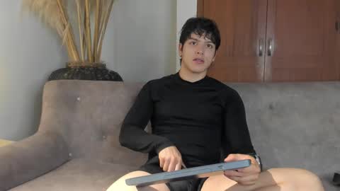 Axel Raven online show from December 2025 01:50:02 PM