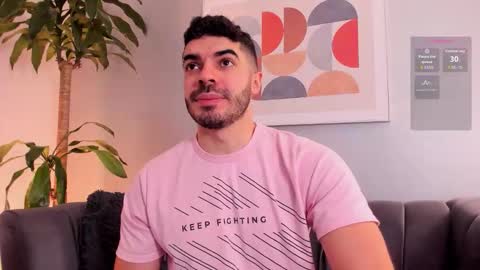 Snapshot of axelthompsom chatting on December 2025 12:21:02 PM Axel Thompsom online show from December 2025 12:21:02 PM